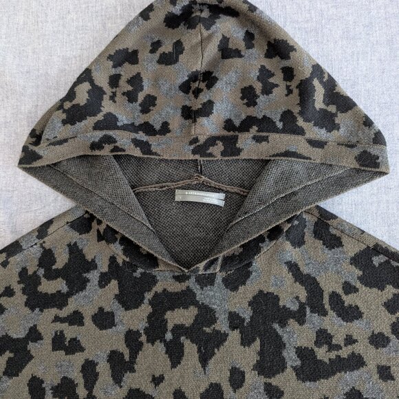 Anthropologie Leopard Women's Hooded Sweater - Size L - Picture 5 of 11